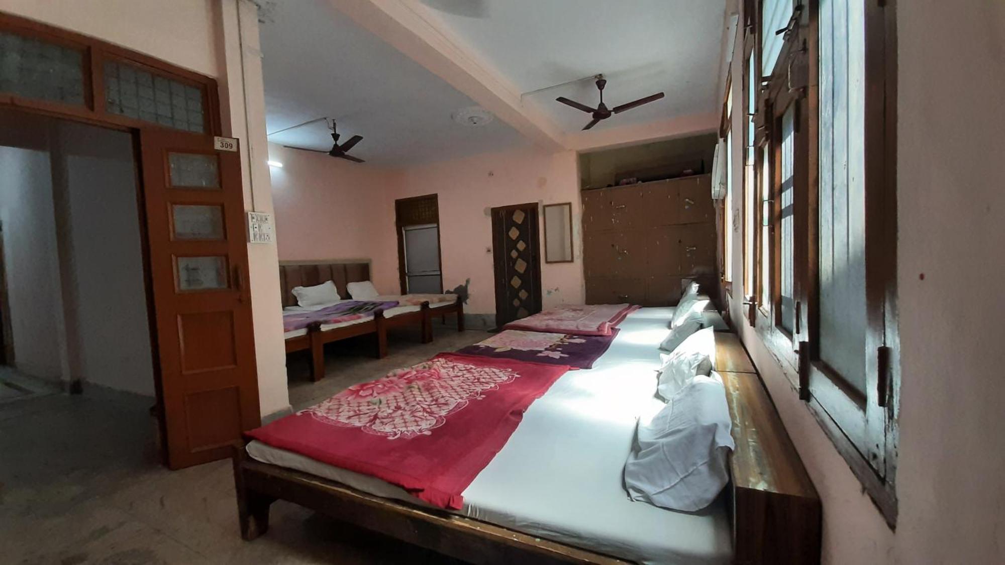 Subhadra Guest House Mathura Zimmer foto