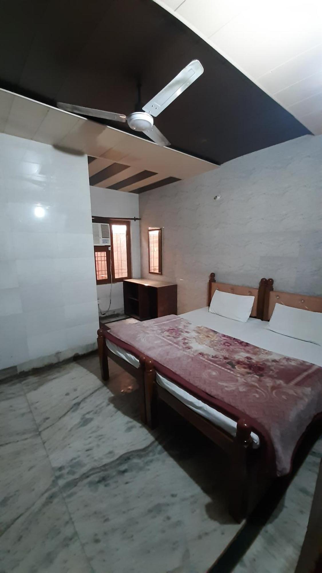 Subhadra Guest House Mathura Zimmer foto